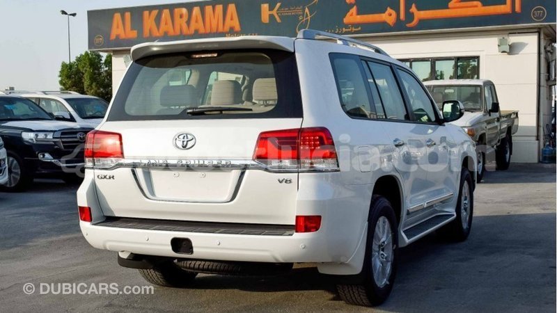 Big with watermark toyota land cruiser anse la raye import dubai 2581