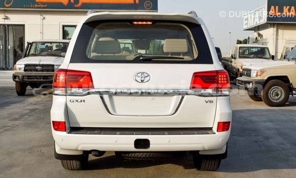 Buy Import Toyota Land Cruiser White Car in Import - Dubai in Anse-la-Raye Buy Import Toyota Land Cruiser White Car in Import - Dubai in Anse-la-Raye