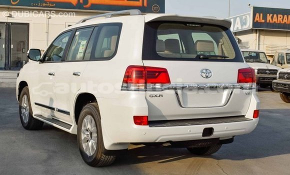 Buy Import Toyota Land Cruiser White Car in Import - Dubai in Anse-la-Raye Buy Import Toyota Land Cruiser White Car in Import - Dubai in Anse-la-Raye
