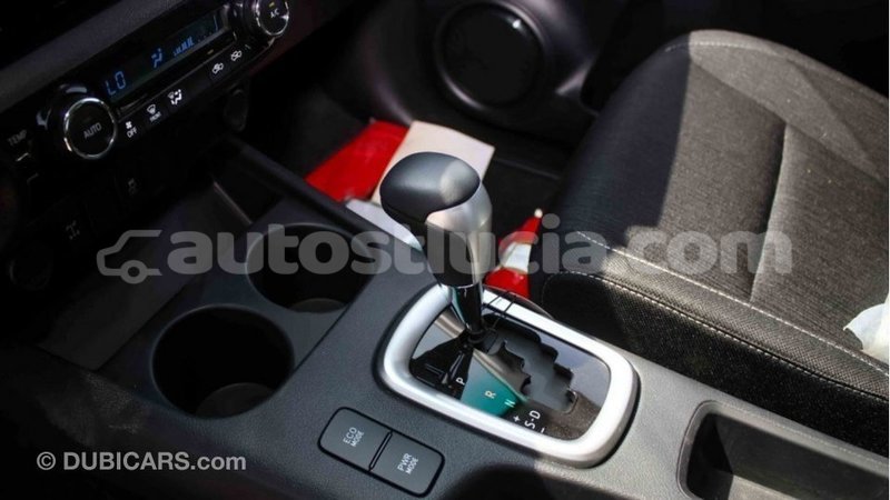 Big with watermark toyota hilux anse la raye import dubai 2582