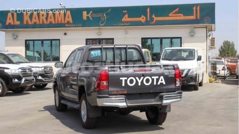 Big with watermark toyota hilux anse la raye import dubai 2582