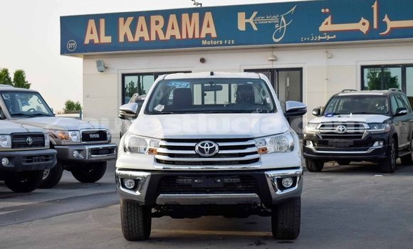 Buy Import Toyota Hilux White Car in Import - Dubai in Anse-la-Raye Buy Import Toyota Hilux White Car in Import - Dubai in Anse-la-Raye