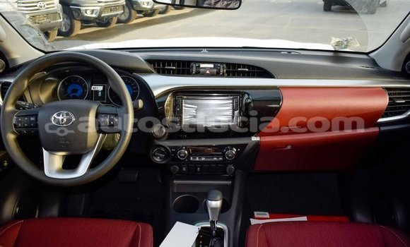 Buy Import Toyota Hilux White Car in Import - Dubai in Anse-la-Raye Buy Import Toyota Hilux White Car in Import - Dubai in Anse-la-Raye