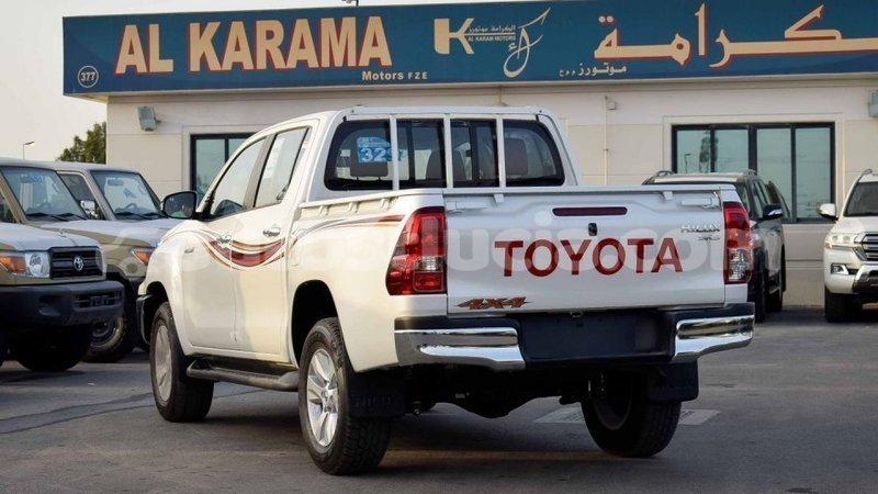 Big with watermark toyota hilux anse la raye import dubai 2586