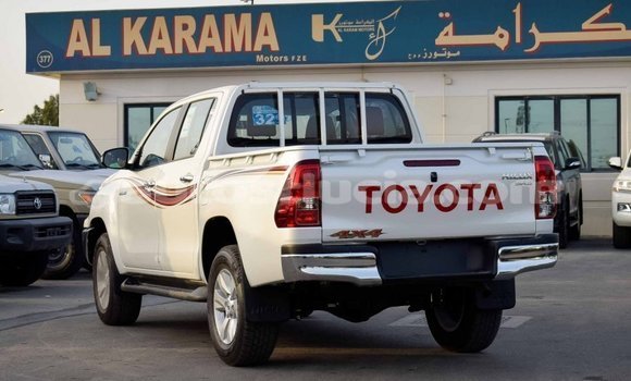 Buy Import Toyota Hilux White Car in Import - Dubai in Anse-la-Raye Buy Import Toyota Hilux White Car in Import - Dubai in Anse-la-Raye