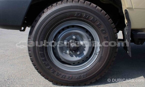 Buy Import Toyota Land Cruiser Beige Car in Import - Dubai in Anse-la-Raye Buy Import Toyota Land Cruiser Beige Car in Import - Dubai in Anse-la-Raye