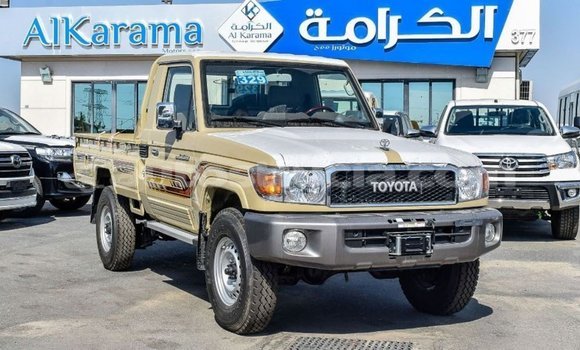 Buy Import Toyota Land Cruiser Beige Car in Import - Dubai in Anse-la-Raye Buy Import Toyota Land Cruiser Beige Car in Import - Dubai in Anse-la-Raye