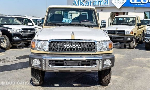 Buy Import Toyota Land Cruiser Beige Car in Import - Dubai in Anse-la-Raye Buy Import Toyota Land Cruiser Beige Car in Import - Dubai in Anse-la-Raye