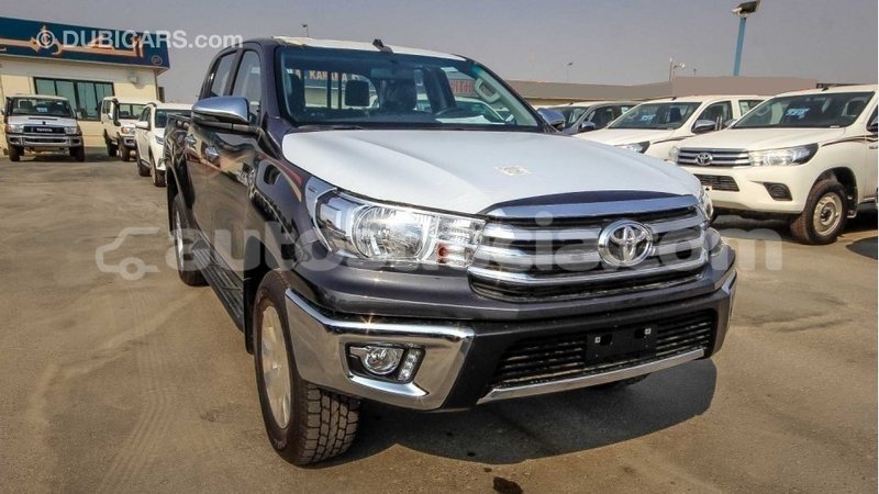 Big with watermark toyota hilux anse la raye import dubai 2595