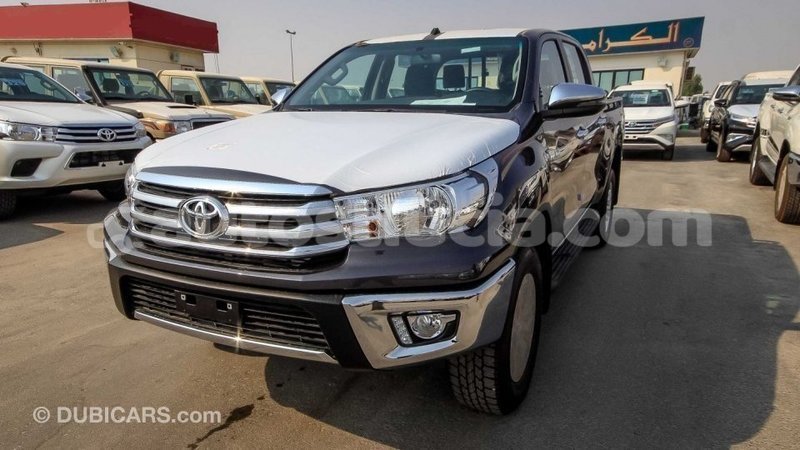 Big with watermark toyota hilux anse la raye import dubai 2595