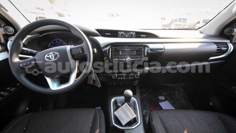 Big with watermark toyota hilux anse la raye import dubai 2595