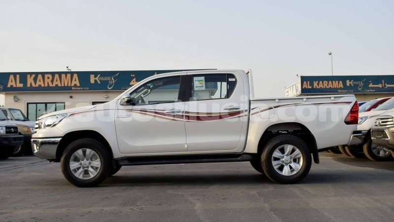 Big with watermark toyota hilux anse la raye import dubai 2596