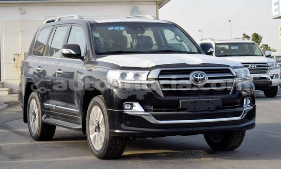 Buy Import Toyota Land Cruiser Black Car in Import - Dubai in Anse-la-Raye Buy Import Toyota Land Cruiser Black Car in Import - Dubai in Anse-la-Raye