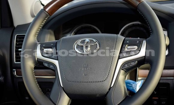 Buy Import Toyota Land Cruiser Black Car in Import - Dubai in Anse-la-Raye Buy Import Toyota Land Cruiser Black Car in Import - Dubai in Anse-la-Raye