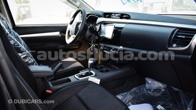 Big with watermark toyota hilux anse la raye import dubai 2599