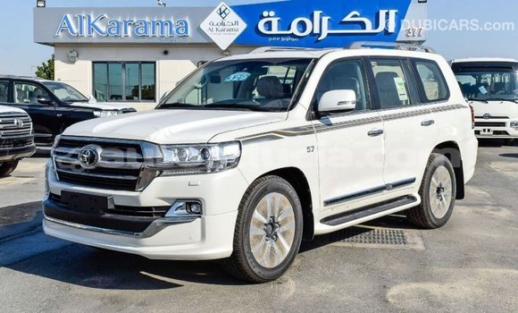 Buy Import Toyota Land Cruiser White Car in Import - Dubai in Anse-la-Raye Buy Import Toyota Land Cruiser White Car in Import - Dubai in Anse-la-Raye