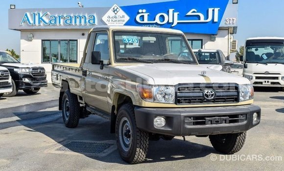 Buy Import Toyota Land Cruiser Beige Car in Import - Dubai in Anse-la-Raye Buy Import Toyota Land Cruiser Beige Car in Import - Dubai in Anse-la-Raye