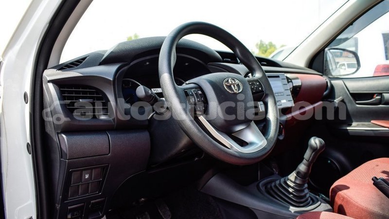 Big with watermark toyota hilux anse la raye import dubai 2607