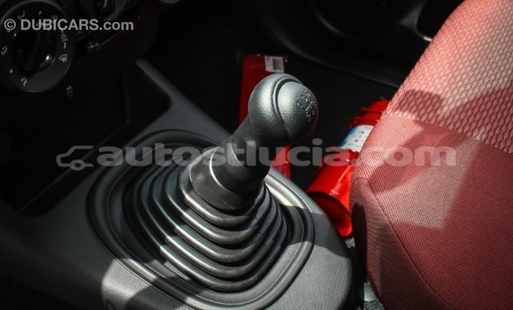 Acheter Import Voiture Toyota Hilux Blanc à Import - Dubai, Anse-la-Raye Acheter Import Voiture Toyota Hilux Blanc à Import - Dubai, Anse-la-Raye