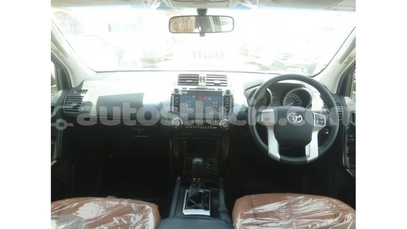 Big with watermark toyota prado anse la raye import dubai 2614