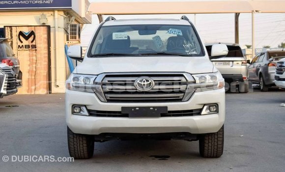 Buy Import Toyota Land Cruiser White Car in Import - Dubai in Anse-la-Raye Buy Import Toyota Land Cruiser White Car in Import - Dubai in Anse-la-Raye