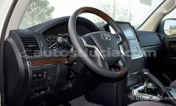 Buy Import Toyota Land Cruiser White Car in Import - Dubai in Anse-la-Raye Buy Import Toyota Land Cruiser White Car in Import - Dubai in Anse-la-Raye