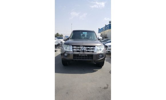 Buy Import Mitsubishi Pajero Brown Car in Import - Dubai in Anse-la-Raye Buy Import Mitsubishi Pajero Brown Car in Import - Dubai in Anse-la-Raye