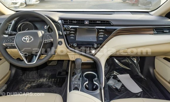 Acheter Import Voiture Toyota Camry Blanc à Import - Dubai, Anse-la-Raye Acheter Import Voiture Toyota Camry Blanc à Import - Dubai, Anse-la-Raye