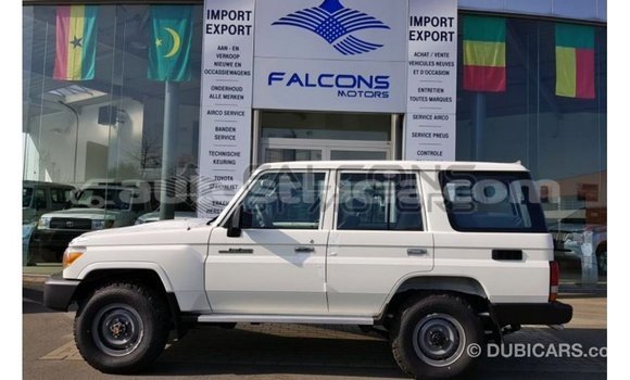 Buy Import Toyota Land Cruiser White Car in Import - Dubai in Anse-la-Raye Buy Import Toyota Land Cruiser White Car in Import - Dubai in Anse-la-Raye