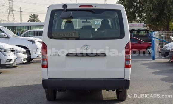 Acheter Import Voiture Toyota Hiace Blanc à Import - Dubai, Anse-la-Raye Acheter Import Voiture Toyota Hiace Blanc à Import - Dubai, Anse-la-Raye
