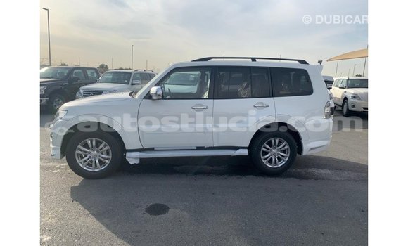 Buy Import Mitsubishi Pajero White Car in Import - Dubai in Anse-la-Raye Buy Import Mitsubishi Pajero White Car in Import - Dubai in Anse-la-Raye