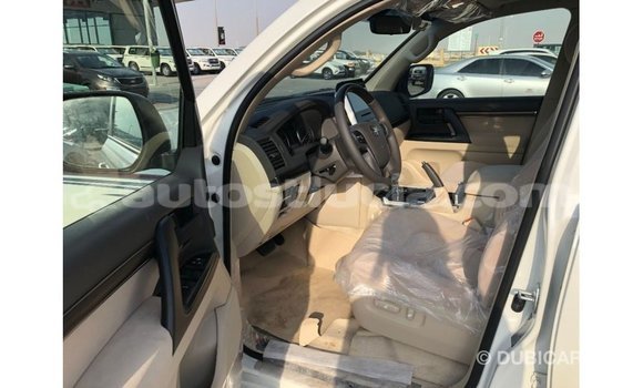 Buy Import Toyota Land Cruiser White Car in Import - Dubai in Anse-la-Raye Buy Import Toyota Land Cruiser White Car in Import - Dubai in Anse-la-Raye