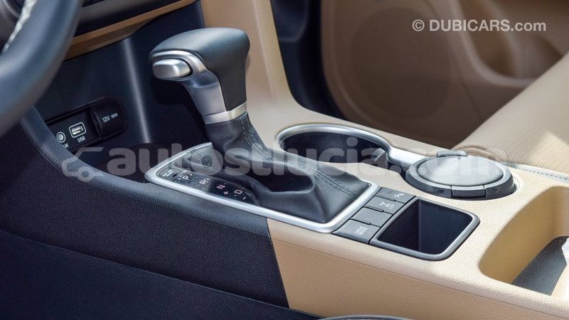 Big with watermark kia sportage anse la raye import dubai 2650