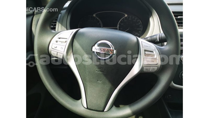 Big with watermark nissan altima anse la raye import dubai 2651