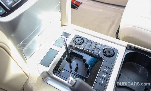 Buy Import Toyota Land Cruiser White Car in Import - Dubai in Anse-la-Raye Buy Import Toyota Land Cruiser White Car in Import - Dubai in Anse-la-Raye