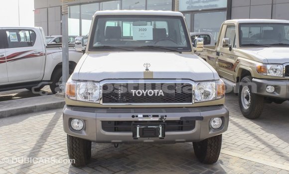 Buy Import Toyota Land Cruiser Beige Car in Import - Dubai in Anse-la-Raye Buy Import Toyota Land Cruiser Beige Car in Import - Dubai in Anse-la-Raye