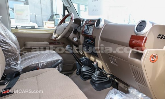 Buy Import Toyota Land Cruiser Beige Car in Import - Dubai in Anse-la-Raye Buy Import Toyota Land Cruiser Beige Car in Import - Dubai in Anse-la-Raye