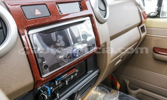Buy Import Toyota Land Cruiser Beige Car in Import - Dubai in Anse-la-Raye Buy Import Toyota Land Cruiser Beige Car in Import - Dubai in Anse-la-Raye