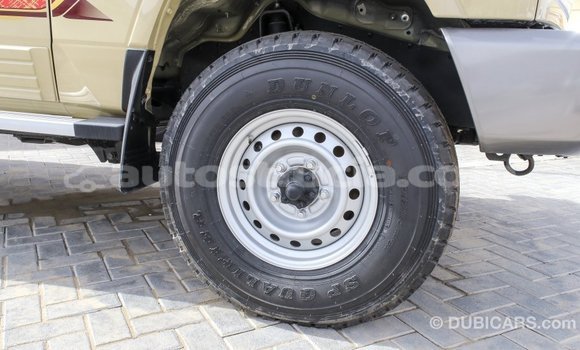 Buy Import Toyota Land Cruiser Beige Car in Import - Dubai in Anse-la-Raye Buy Import Toyota Land Cruiser Beige Car in Import - Dubai in Anse-la-Raye