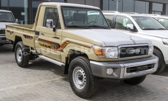 Buy Import Toyota Land Cruiser Beige Car in Import - Dubai in Anse-la-Raye Buy Import Toyota Land Cruiser Beige Car in Import - Dubai in Anse-la-Raye