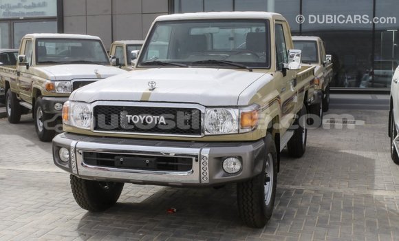 Buy Import Toyota Land Cruiser Beige Car in Import - Dubai in Anse-la-Raye Buy Import Toyota Land Cruiser Beige Car in Import - Dubai in Anse-la-Raye