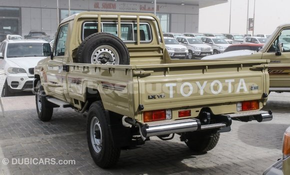 Buy Import Toyota Land Cruiser Beige Car in Import - Dubai in Anse-la-Raye Buy Import Toyota Land Cruiser Beige Car in Import - Dubai in Anse-la-Raye