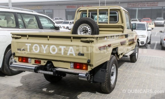 Buy Import Toyota Land Cruiser Beige Car in Import - Dubai in Anse-la-Raye Buy Import Toyota Land Cruiser Beige Car in Import - Dubai in Anse-la-Raye