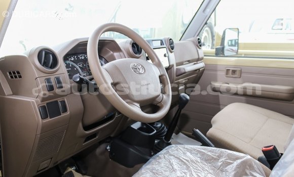 Buy Import Toyota Land Cruiser Beige Car in Import - Dubai in Anse-la-Raye Buy Import Toyota Land Cruiser Beige Car in Import - Dubai in Anse-la-Raye