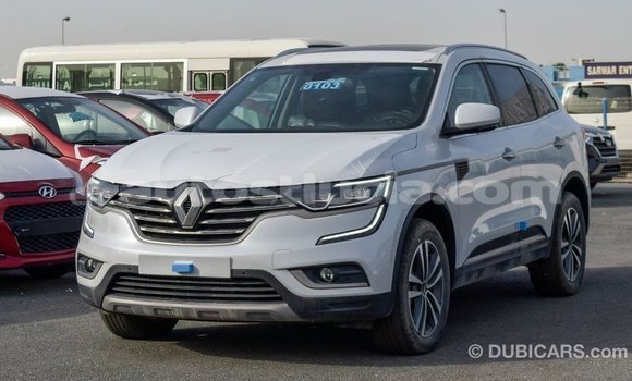 Acheter Import Voiture Renault Koleos Blanc à Import - Dubai, Anse-la-Raye Acheter Import Voiture Renault Koleos Blanc à Import - Dubai, Anse-la-Raye