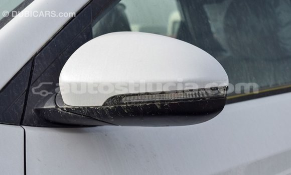 Acheter Import Voiture Hyundai Tucson Blanc à Import - Dubai, Anse-la-Raye Acheter Import Voiture Hyundai Tucson Blanc à Import - Dubai, Anse-la-Raye