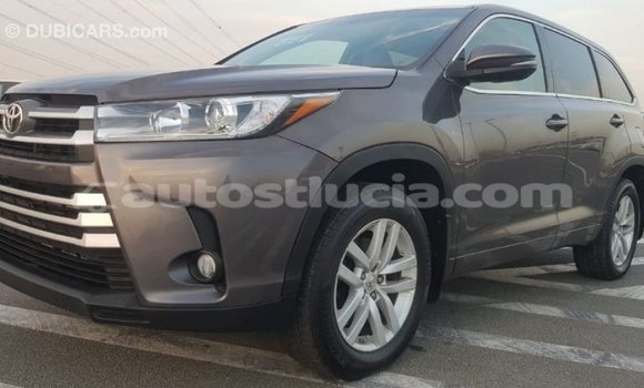 Buy Import Toyota Highlander Other Car in Import - Dubai in Anse-la-Raye Buy Import Toyota Highlander Other Car in Import - Dubai in Anse-la-Raye