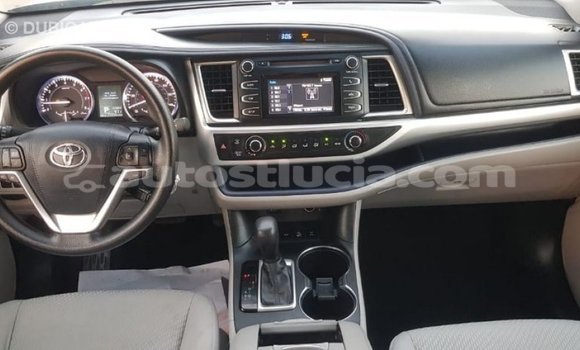 Buy Import Toyota Highlander Other Car in Import - Dubai in Anse-la-Raye Buy Import Toyota Highlander Other Car in Import - Dubai in Anse-la-Raye