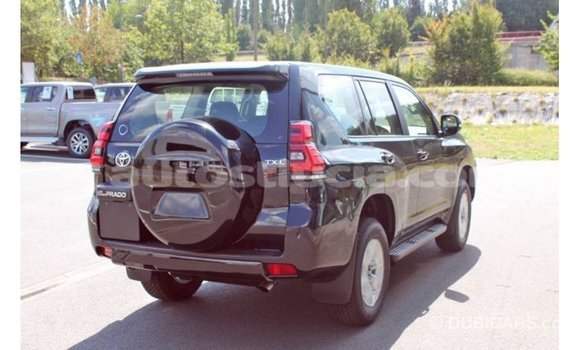 Buy Import Toyota Hilux Black Car in Import - Dubai in Anse-la-Raye Buy Import Toyota Hilux Black Car in Import - Dubai in Anse-la-Raye