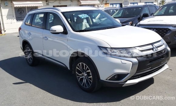 Buy Import Mitsubishi Outlander White Car in Import - Dubai in Anse-la-Raye Buy Import Mitsubishi Outlander White Car in Import - Dubai in Anse-la-Raye
